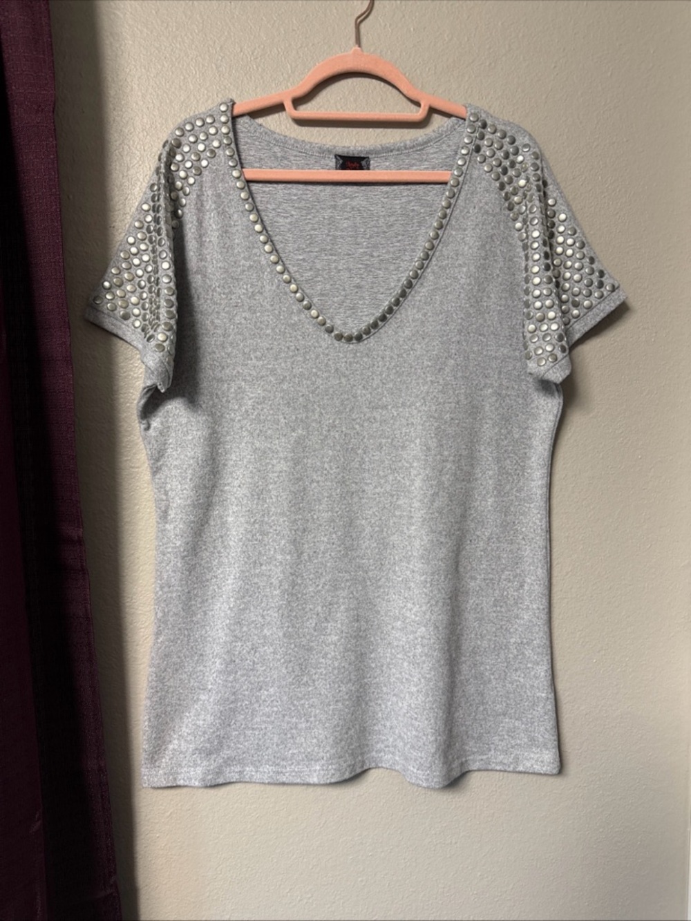 #807 Lady Noiz Grey Short Sleeve Top With Silver Button, Embellishment Size Larg